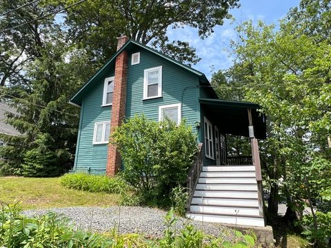 326 Bridle Path Worcester MA 01604