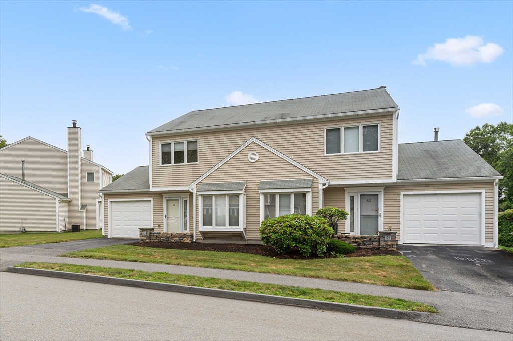44 Oakwood Ln 44