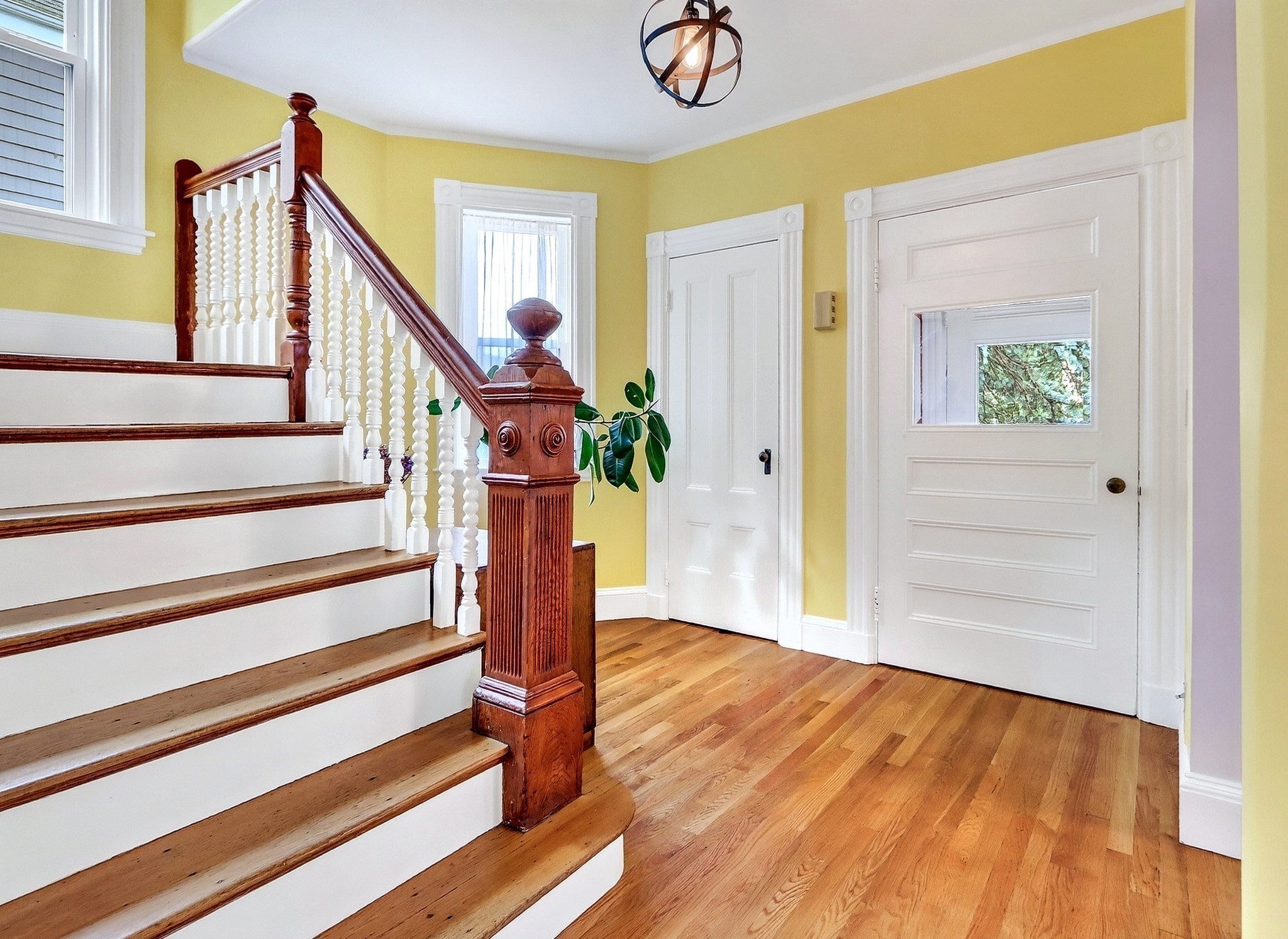 12 Lorette St