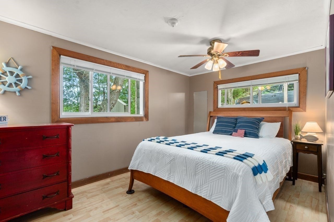 19 Lakeview Dr, Holland, MA, 19 Lakeview Dr, Holland, MA Photo #9