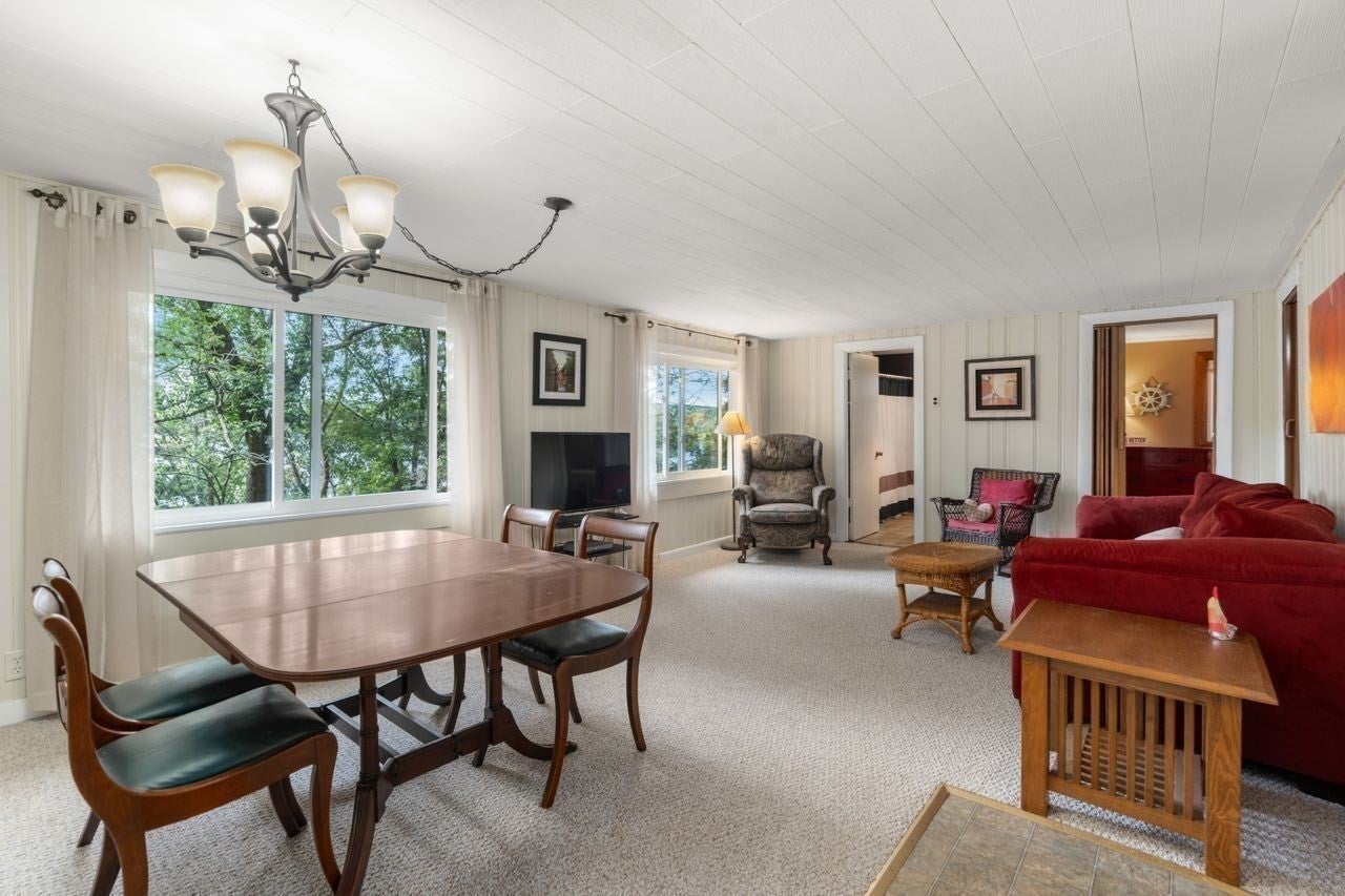 19 Lakeview Dr, Holland, MA, 19 Lakeview Dr, Holland, MA Photo #7
