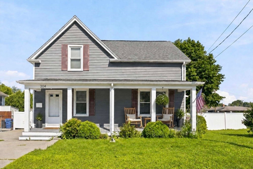 Photo of 204 Lowell Street, New Bedford, MA