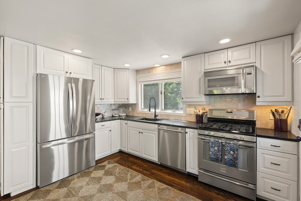 12 Arborview Rd, Boston, MA Photo #6