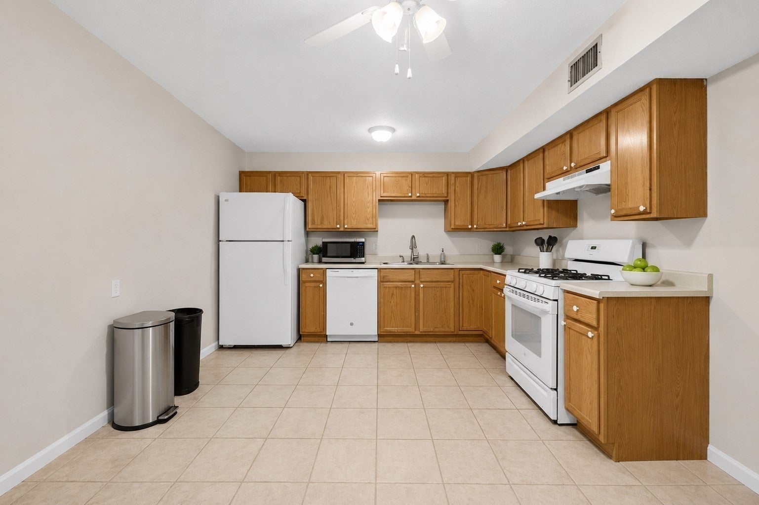 526 3rd St