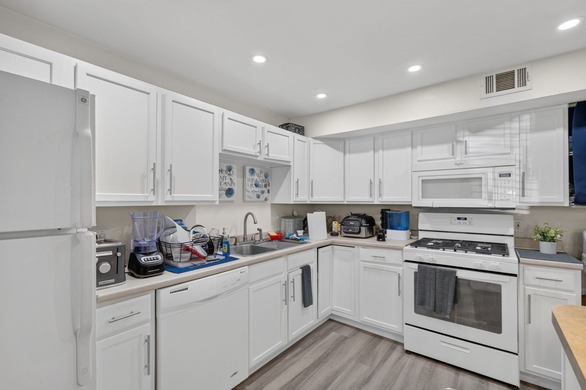 526 3rd St, Fall River, MA, 526 3rd St, Fall River, MA Photo #7