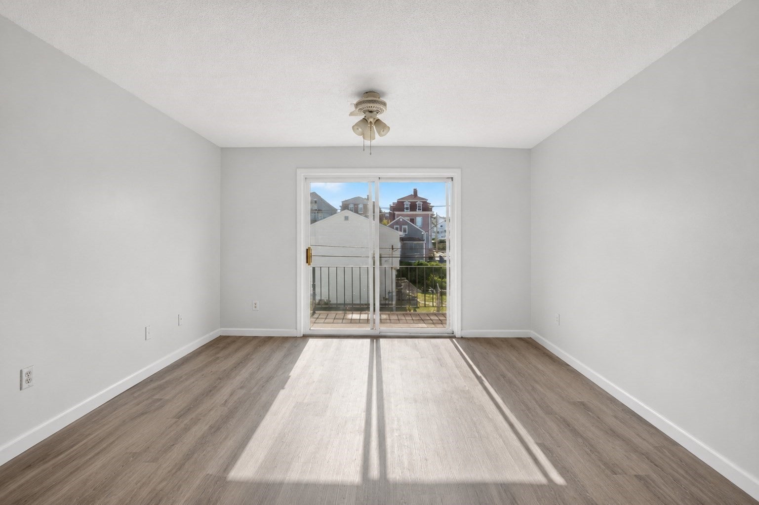 526 3rd St, Fall River, MA, 526 3rd St, Fall River, MA Photo #20