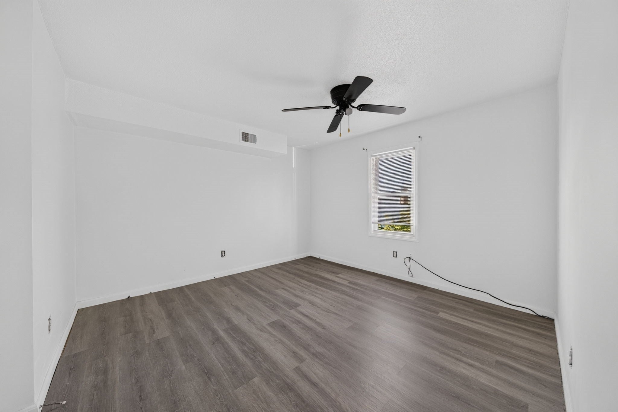 526 3rd St, Fall River, MA, 526 3rd St, Fall River, MA Photo #31