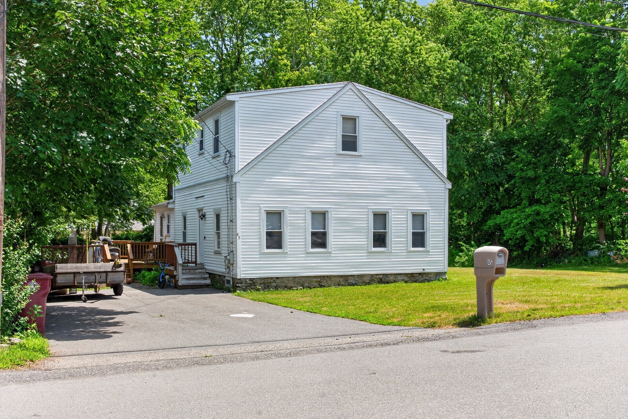 45 Forest St