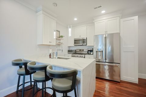 519 Broadway 302 Somerville MA 02145