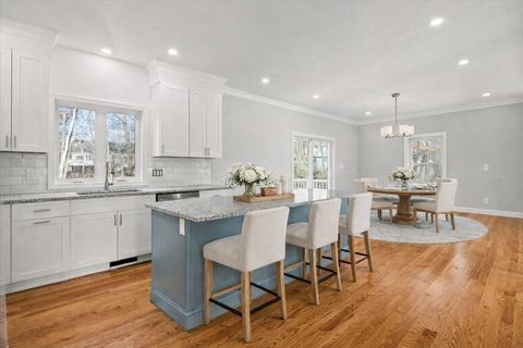 34 Oakland St Brockton MA 02302