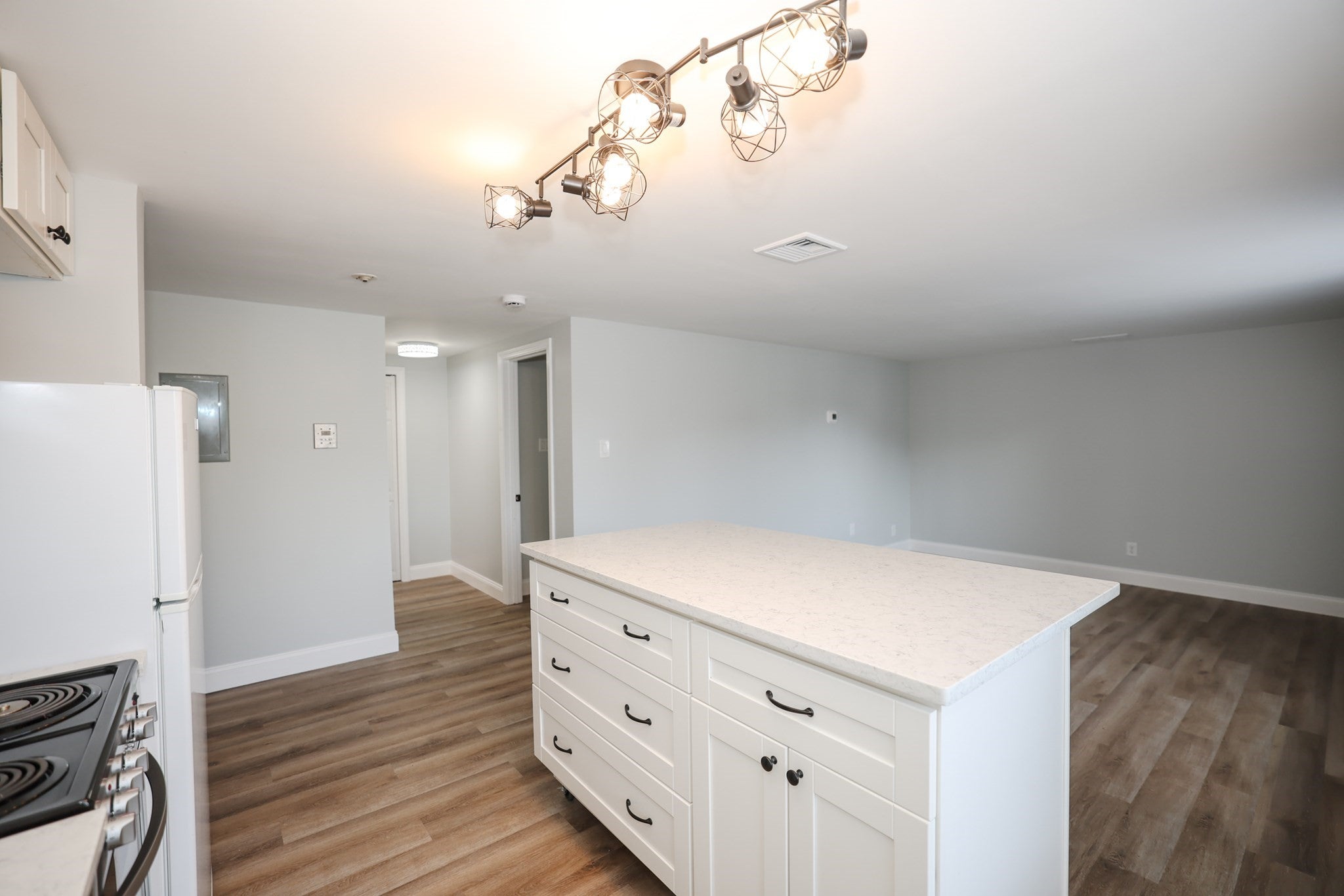 3 Richardson St #B4, Wakefield, MA, 3 Richardson St #B4, Wakefield, MA Photo #9