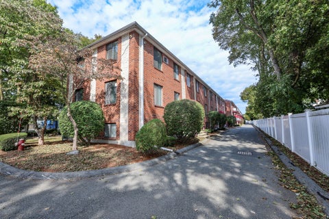Photo of 3 Richardson St #B4, Wakefield, MA 01880 (MLS # 73586173)