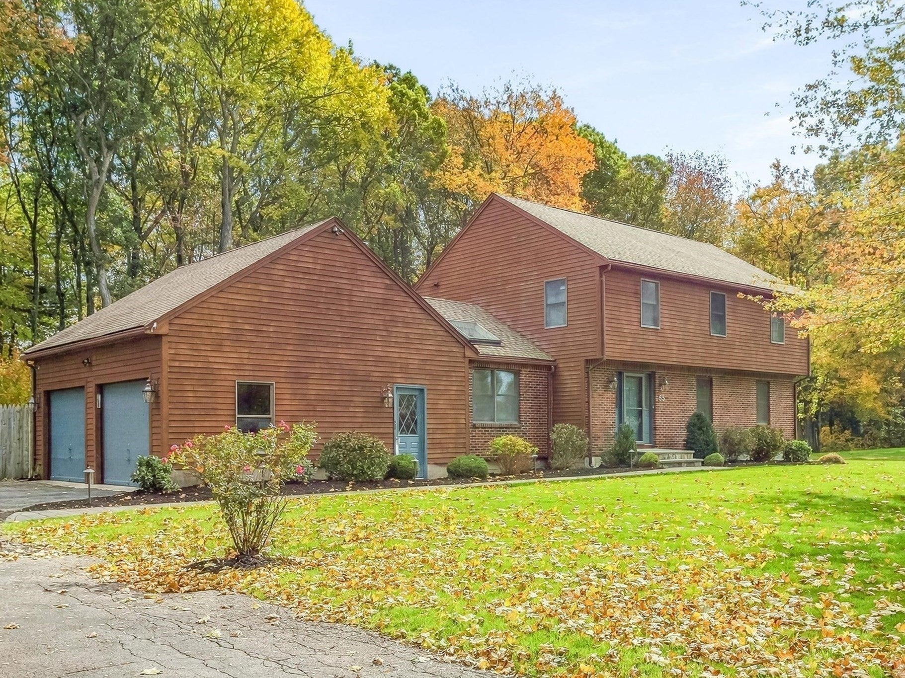 Photo of 55 Anne Rd, Norwood, MA