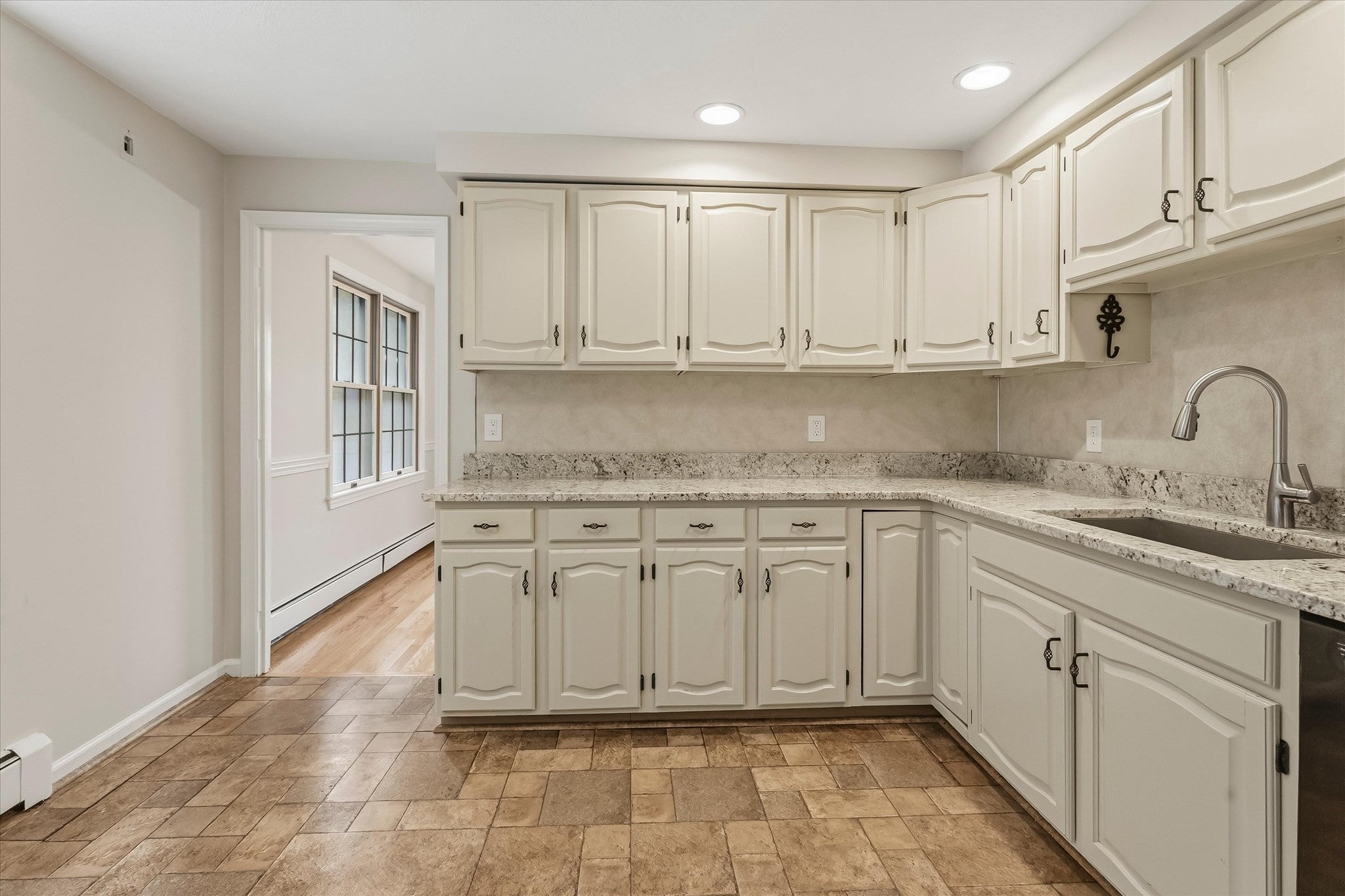 55 Anne Rd, Norwood, MA, 55 Anne Rd, Norwood, MA Photo #14