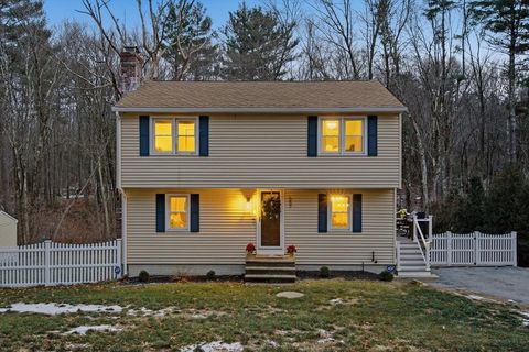 557 Fowler Rd Northbridge MA 01534