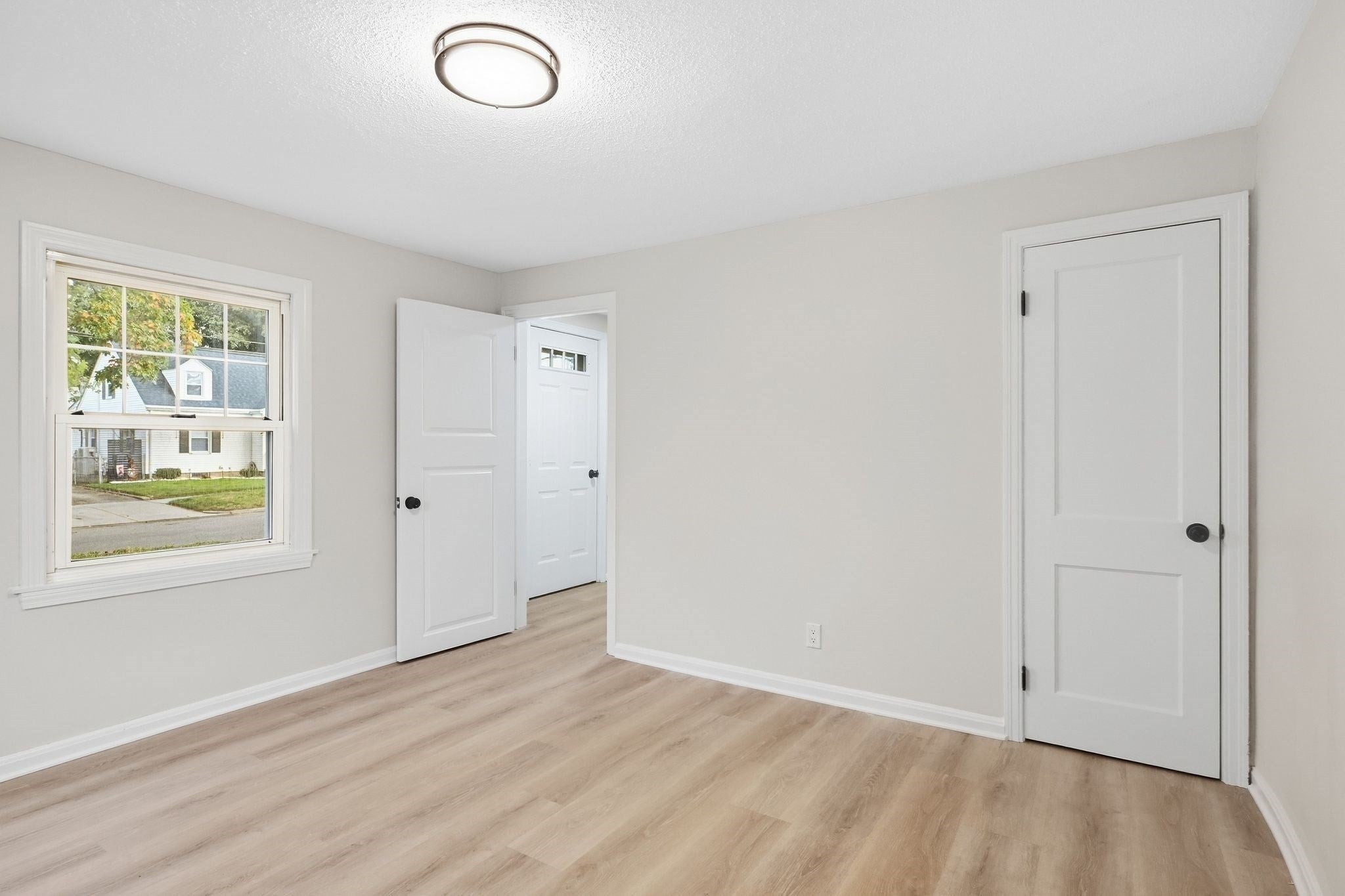 48 Dana St, Springfield, MA Photo #15