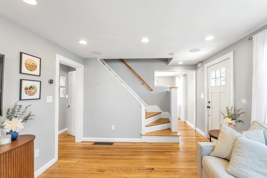 52 Badger Rd