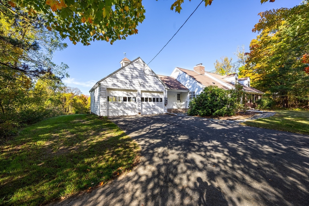 121 Cold Hill Rd