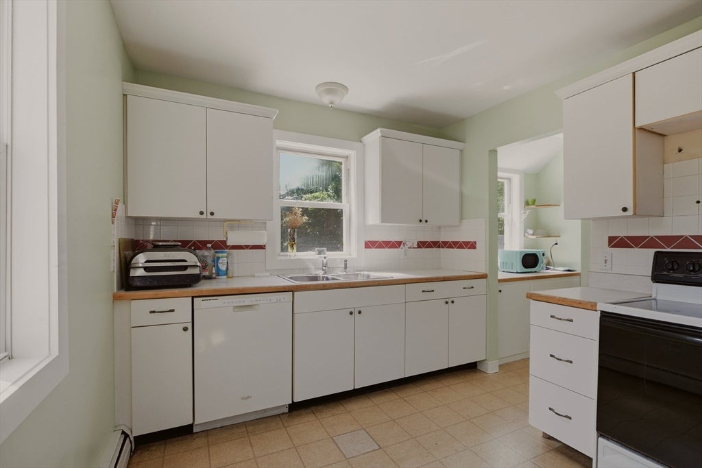283 Montgomery St, Fall River, MA, 283 Montgomery St, Fall River, MA Photo #6