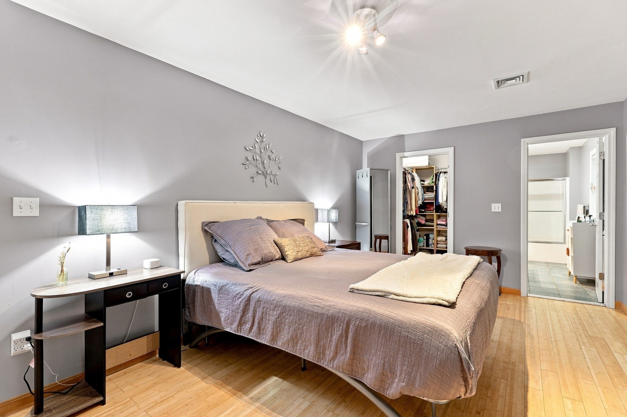 4 Oakes Circle #4, Millbury, MA Photo #21