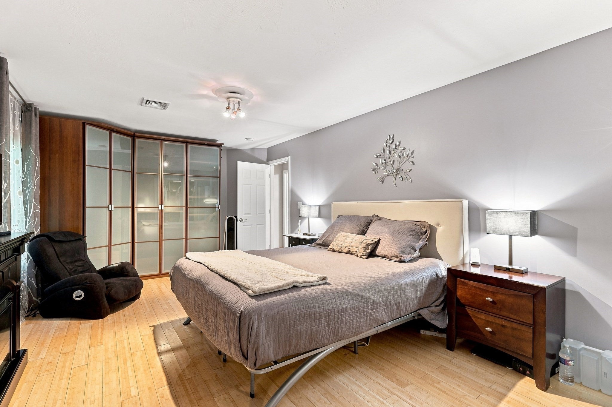 4 Oakes Circle #4, Millbury, MA Photo #22