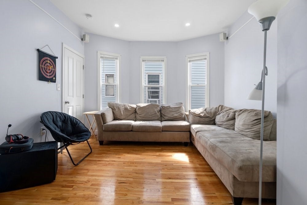 130 Boston St, Boston, MA Photo #17