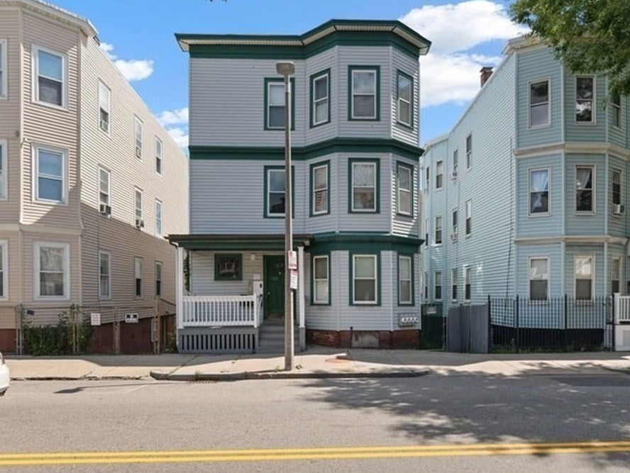 Photo of 130 Boston St, Boston, MA