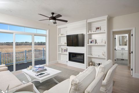 16 Metacomet Rd 16 West Bridgewater MA 02379