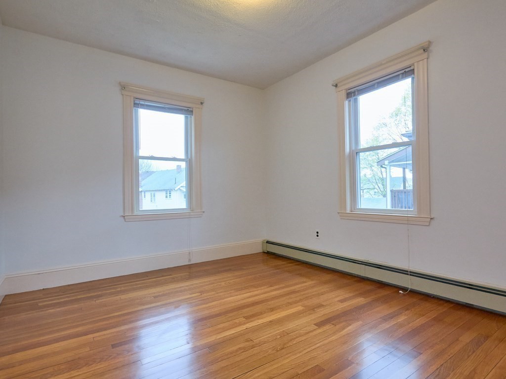 Belmont, Massachusetts 02478, United States, 3 Bedrooms Bedrooms, ,1 BathroomBathrooms,Residential,Active,100204