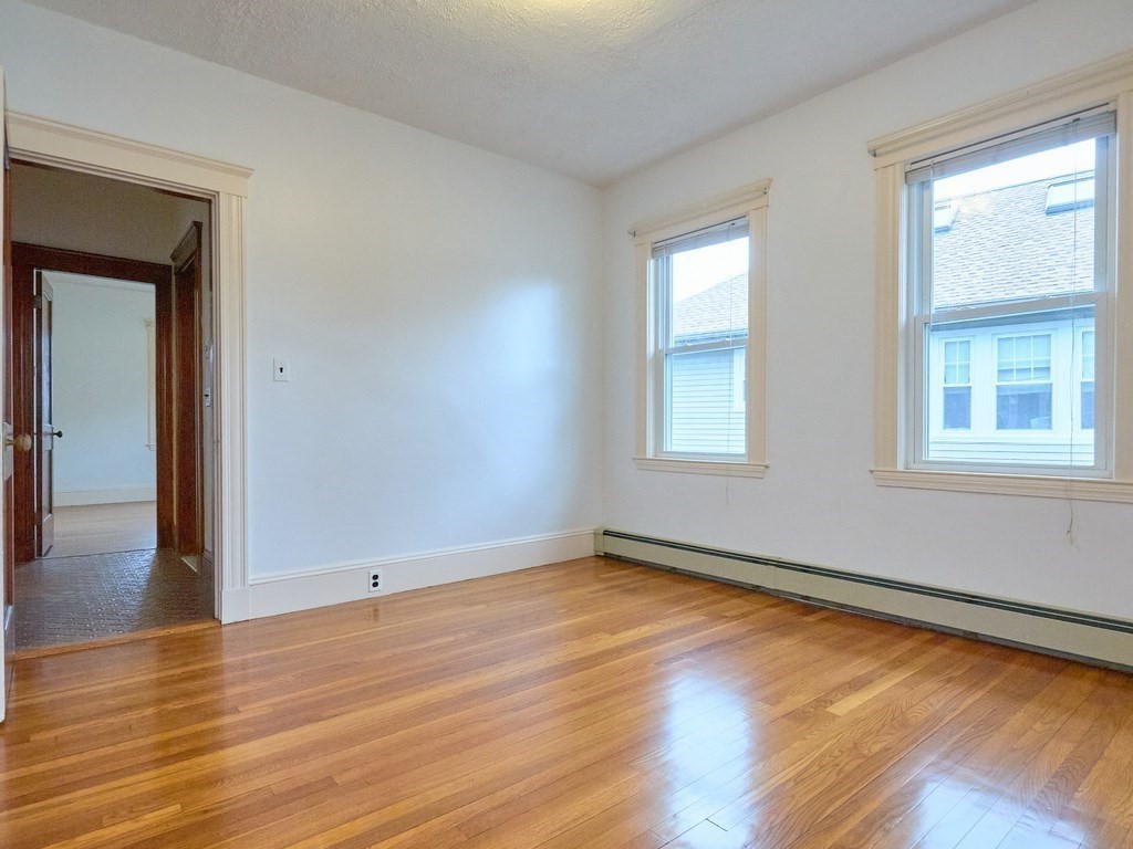 Belmont, Massachusetts 02478, United States, 3 Bedrooms Bedrooms, ,1 BathroomBathrooms,Residential,Active,100204