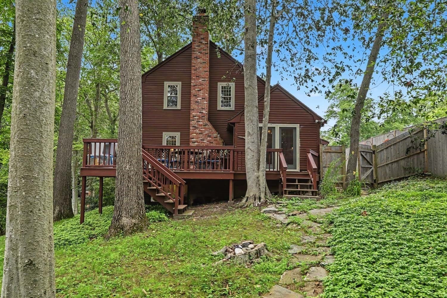 1475 Somerset AVE, Dighton, MA Photo #4