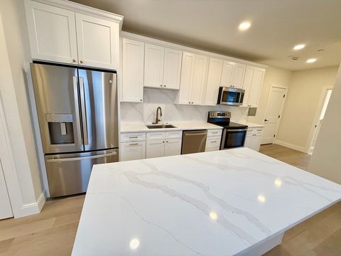 Photo of 120 Emerson St #6, Boston, MA 02127 (MLS # 73465874)