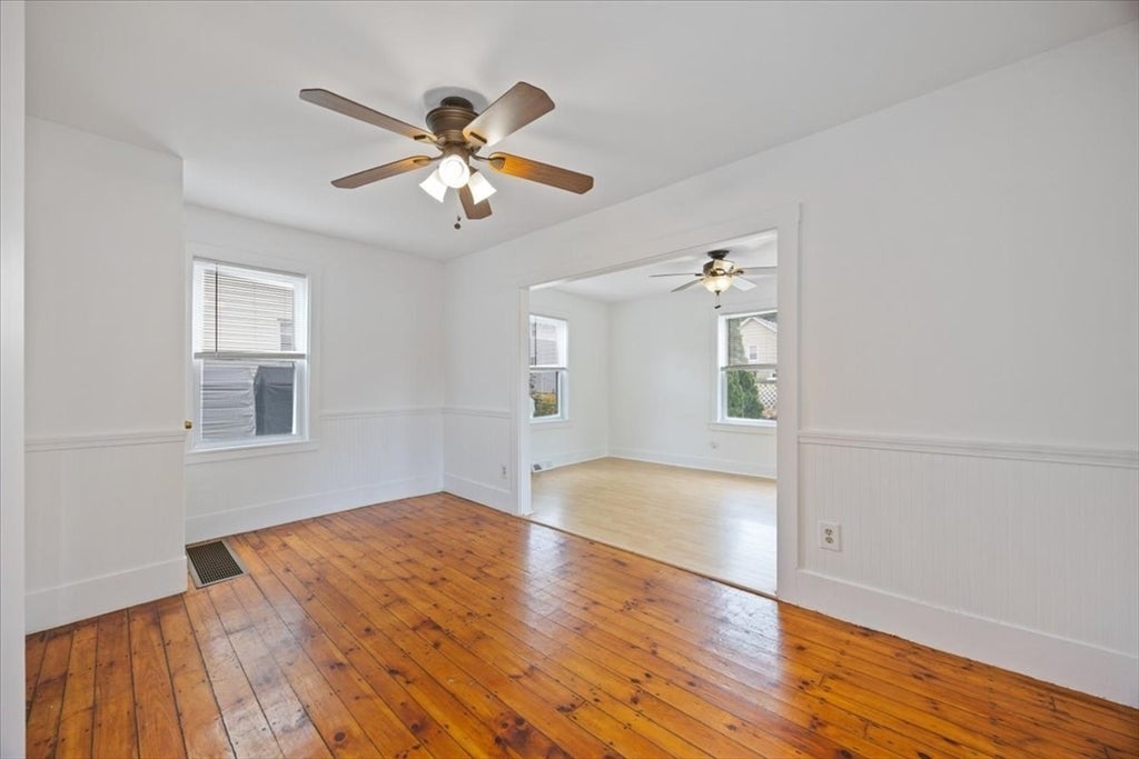 90 Middlesex St