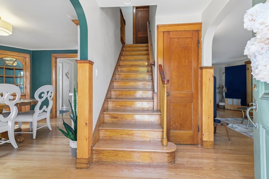 19 Riley Ave