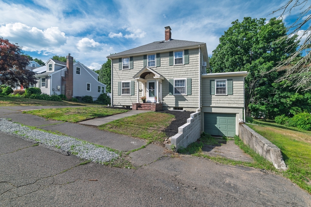 19 Riley Ave