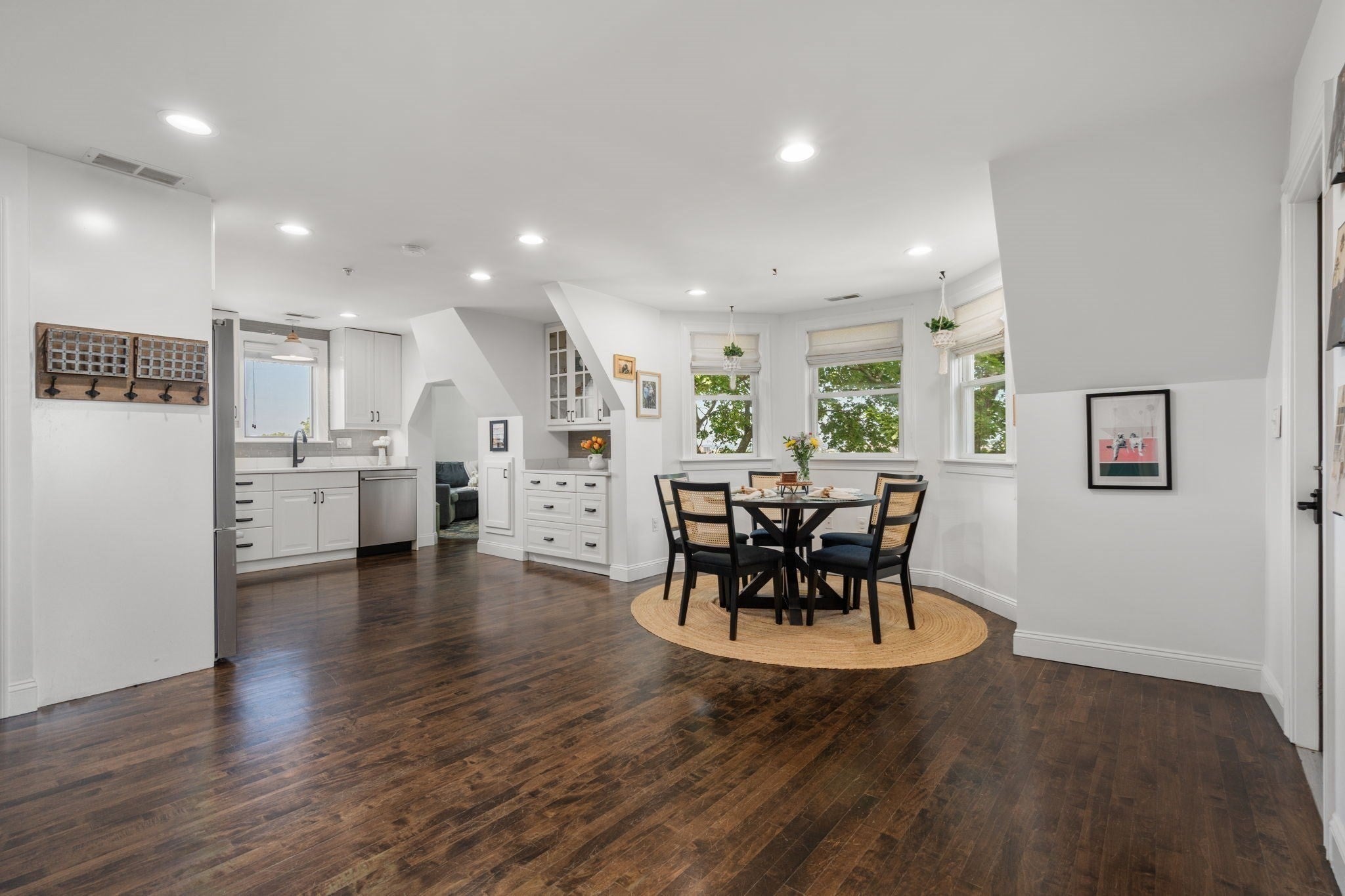 155 Franklin Ave 3