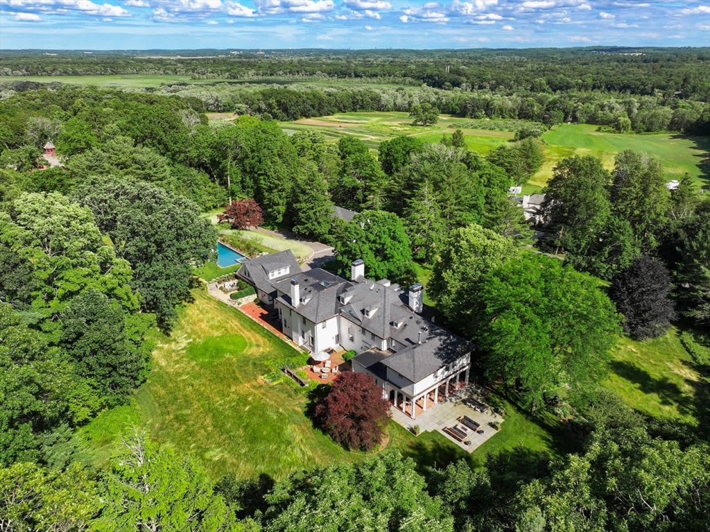 Concord, Massachusetts 01742, United States, 7 Bedrooms Bedrooms, ,9 BathroomsBathrooms,Residential,Pending,150900