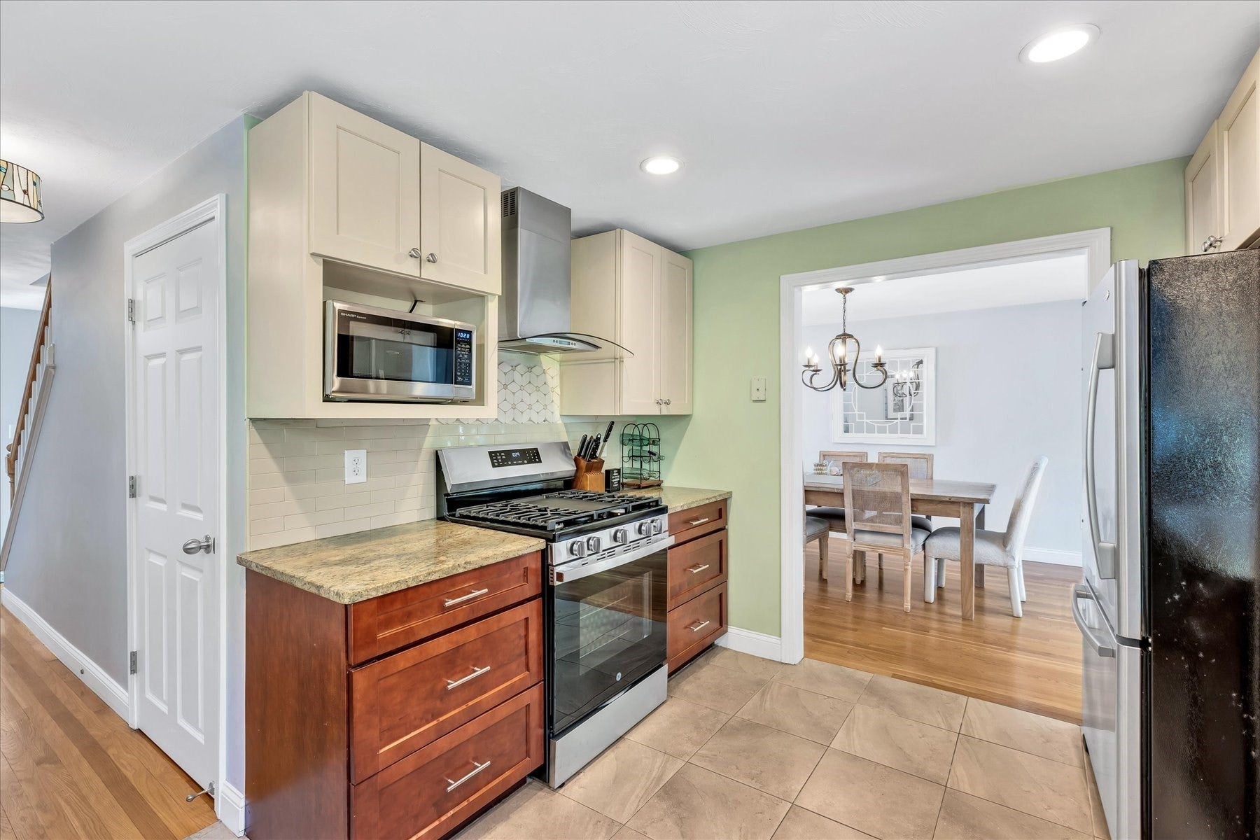 32 Birch Way, Mashpee, MA Photo #11