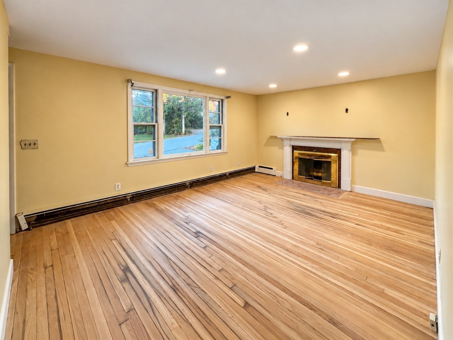 11 Terrence Avenue, Clinton, MA, 11 Terrence Avenue, Clinton, MA Photo #7