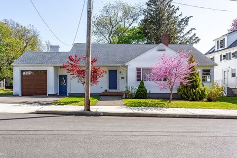 Photo of 277 Valentine St, Fall River, MA 02720 (MLS # 73514167)
