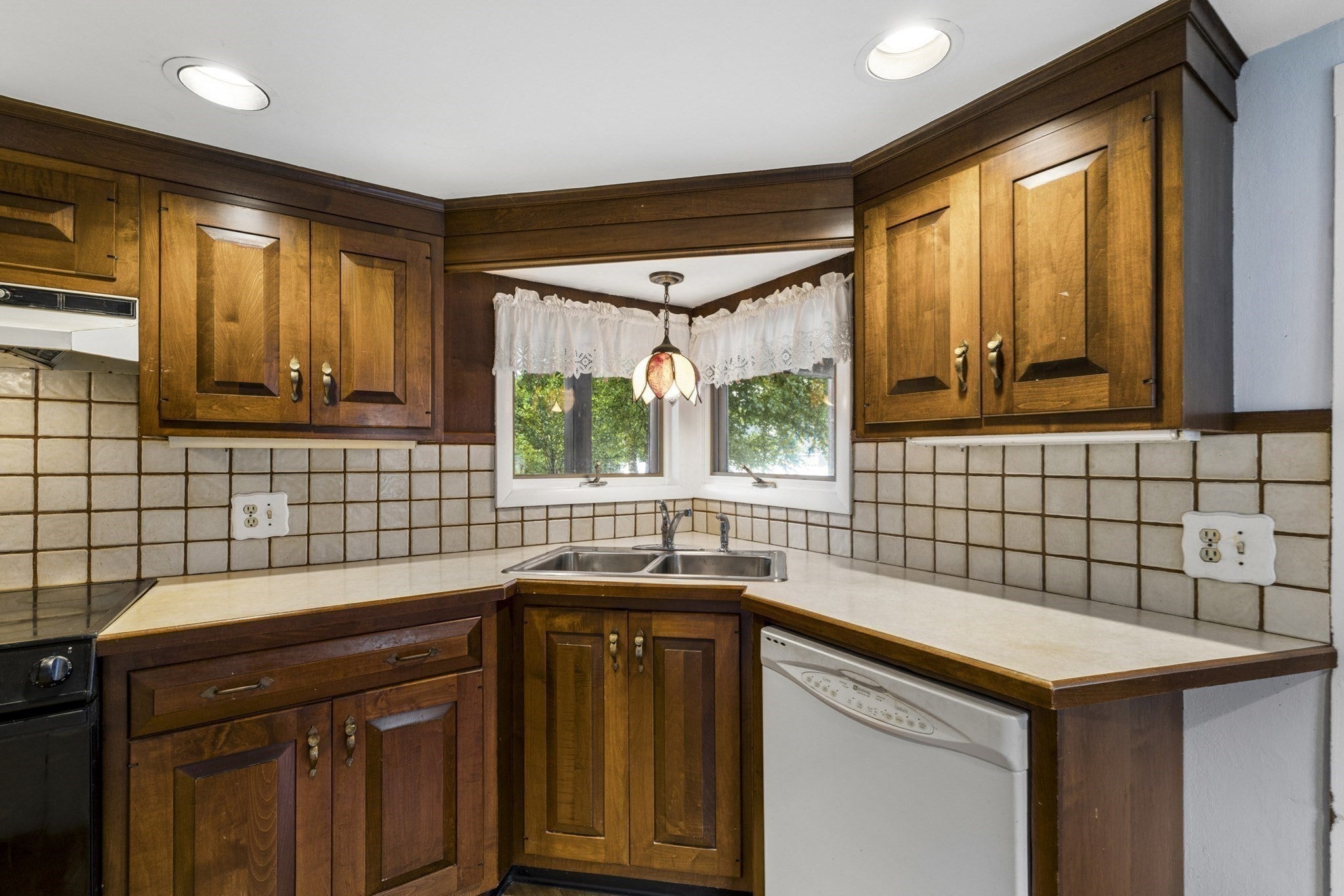 38 Loker St, Natick, MA, 38 Loker St, Natick, MA Photo #14