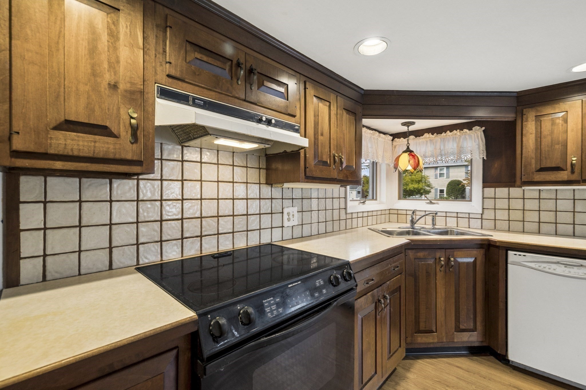38 Loker St, Natick, MA, 38 Loker St, Natick, MA Photo #18