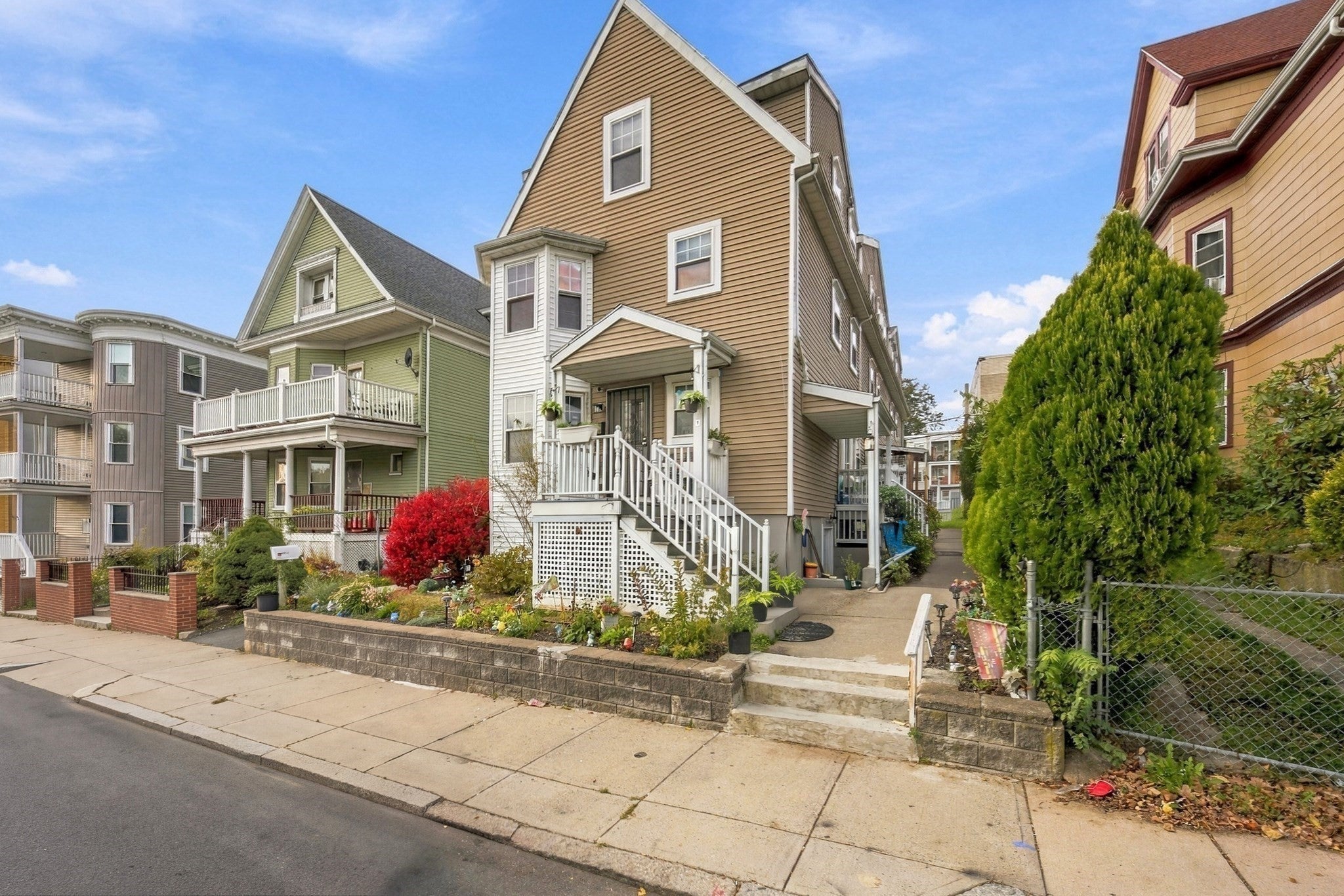 37 Kerwin St b