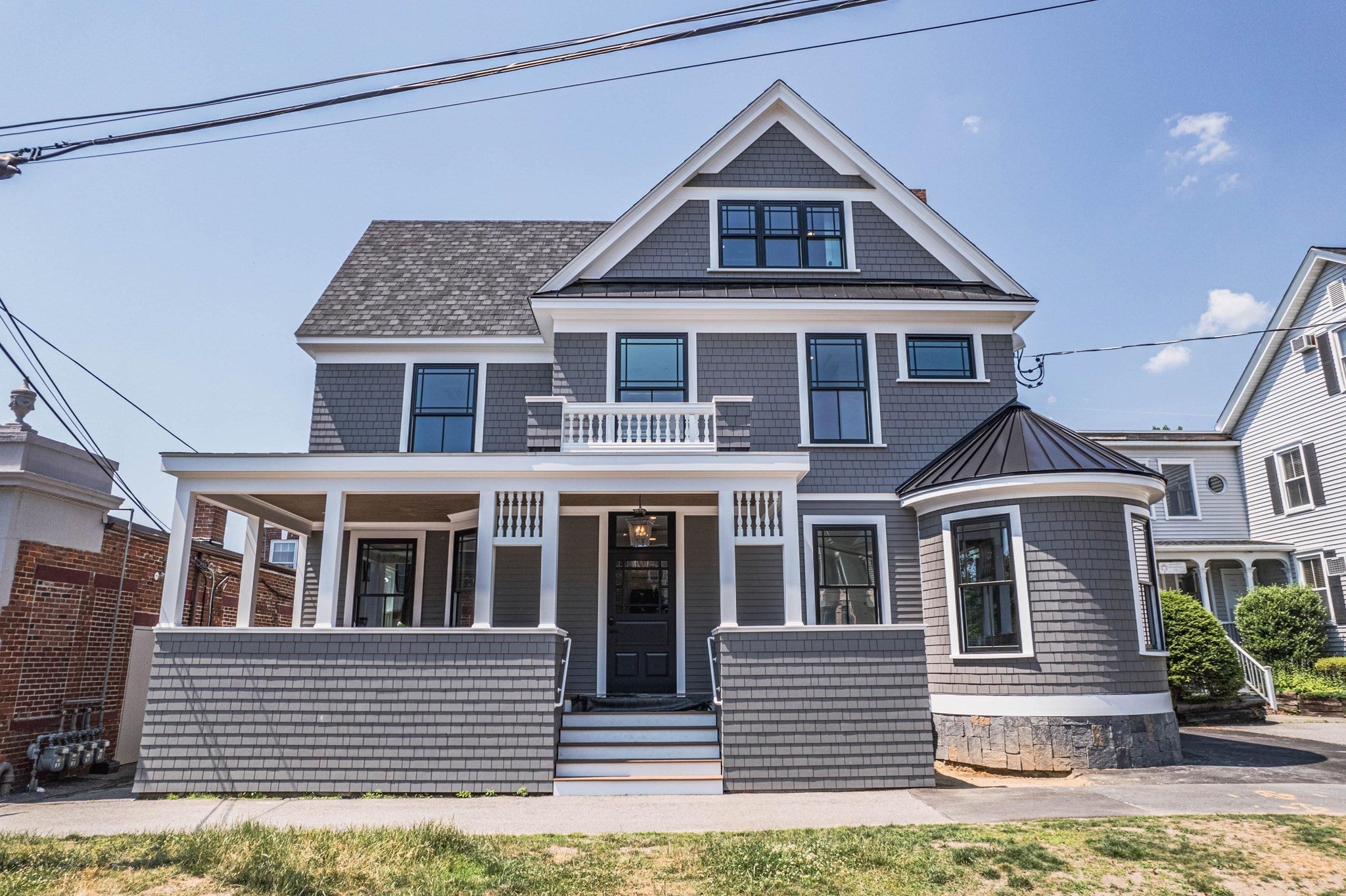 Photo of 2 Punchard Ave, Andover, MA