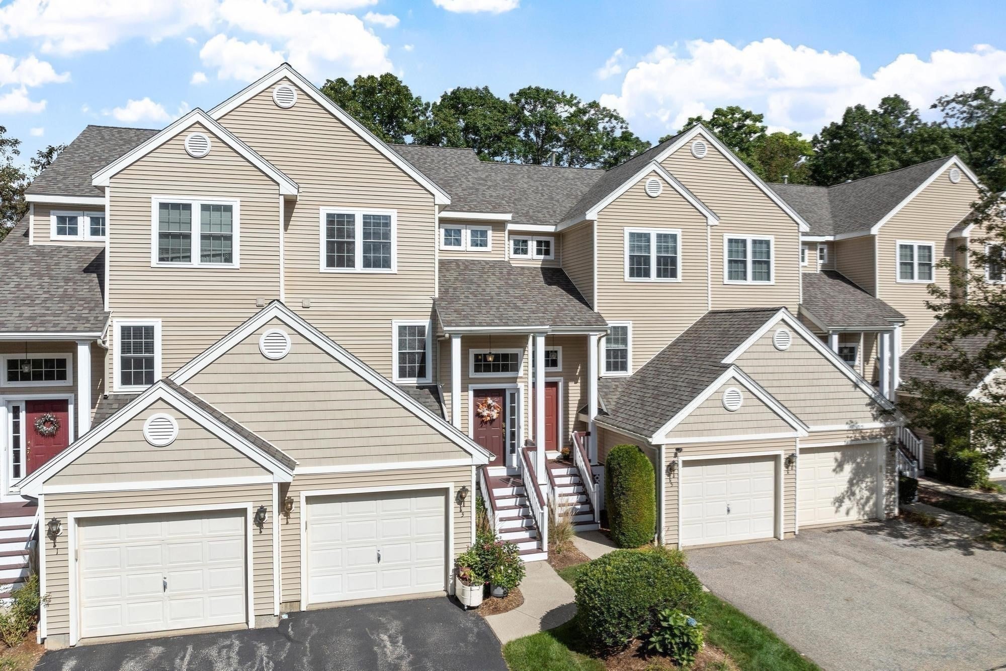 3 Robert Cir #3, Grafton, MA Photo #32