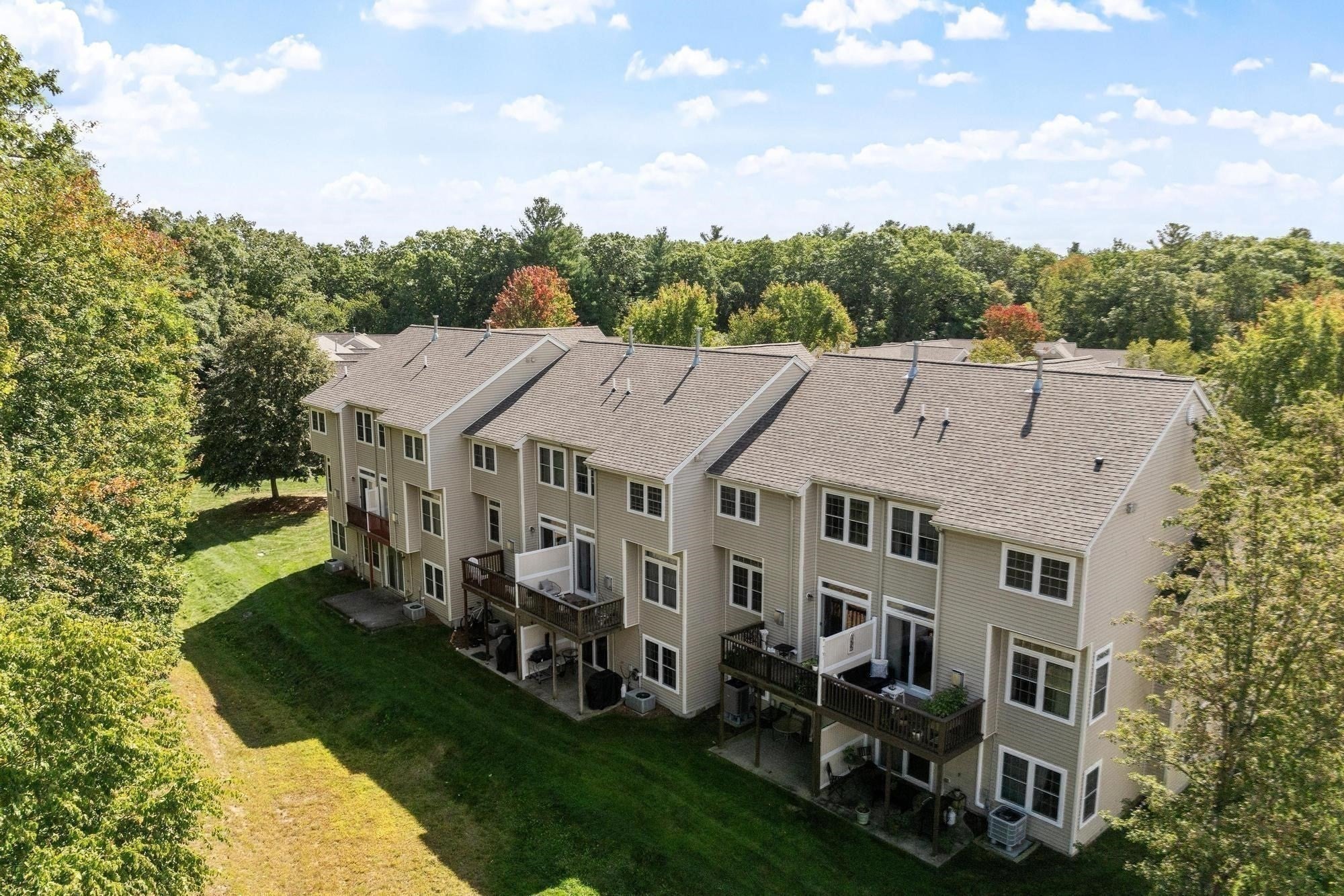 3 Robert Cir #3, Grafton, MA Photo #35