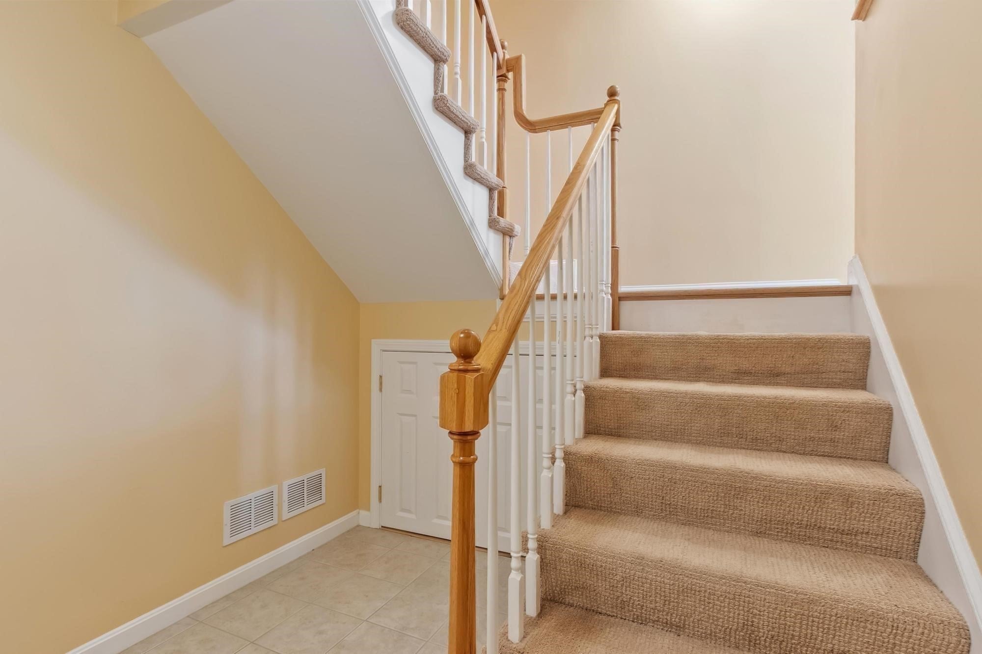 3 Robert Cir #3, Grafton, MA Photo #26