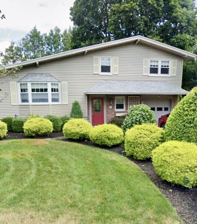 12 Barbara Rd