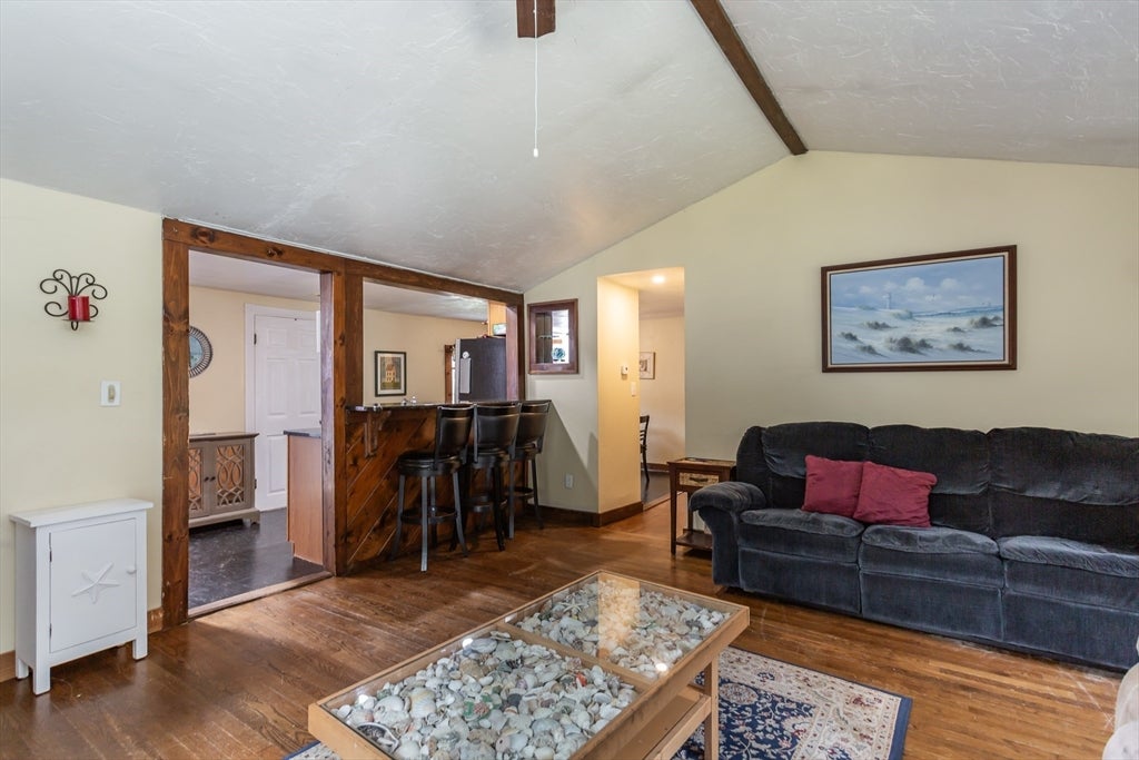 58 Chestnut Rd