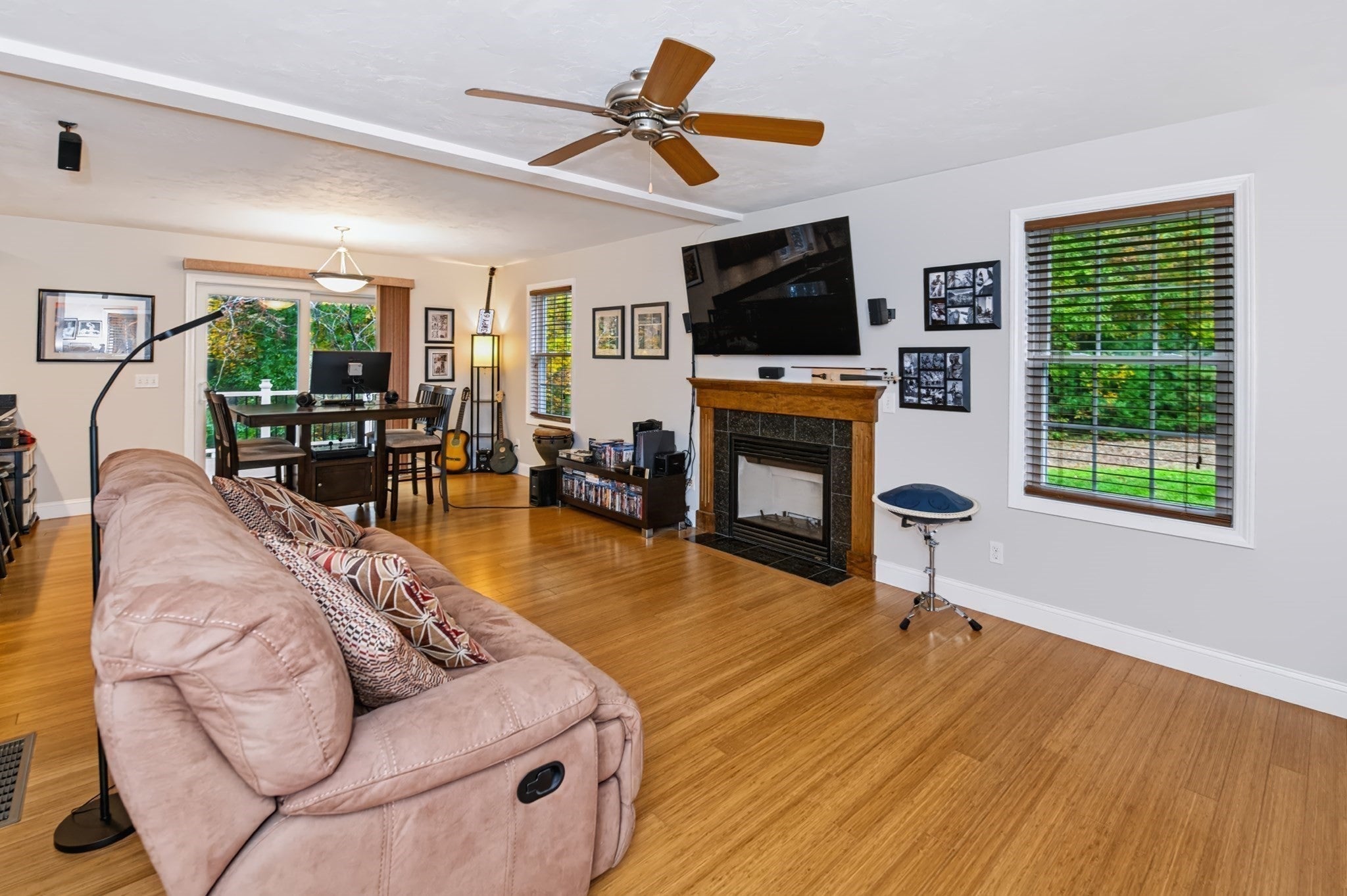 54 Lower Gore Road, Webster, MA, 54 Lower Gore Road, Webster, MA Photo #4